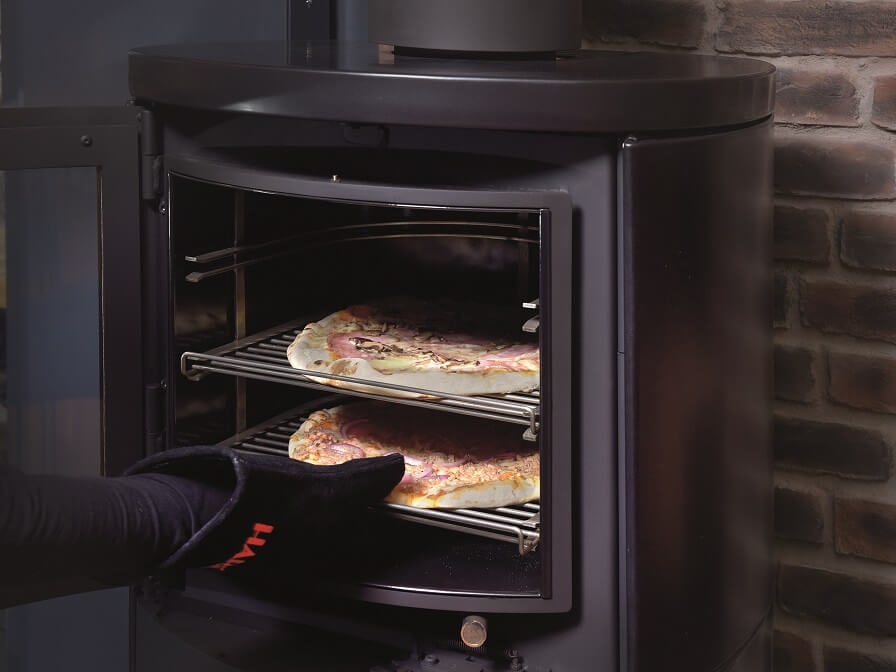 Kaminofen mit Pizzafach